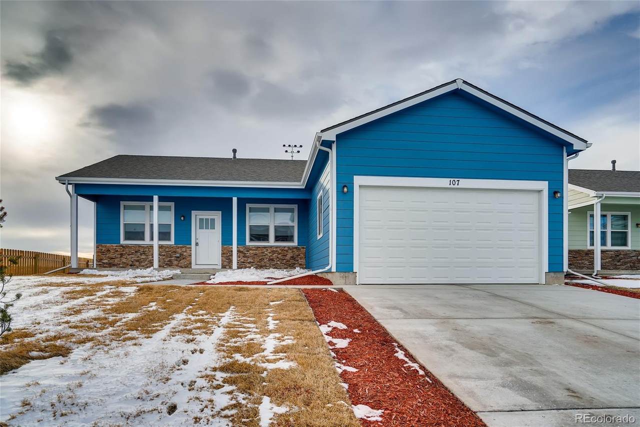 107 4th Avenue - Photo 1