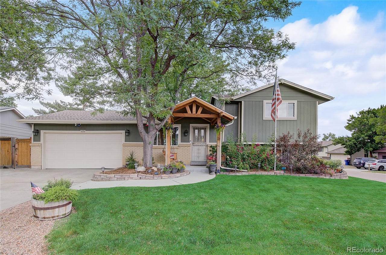 272 Dianna Drive - Photo 1