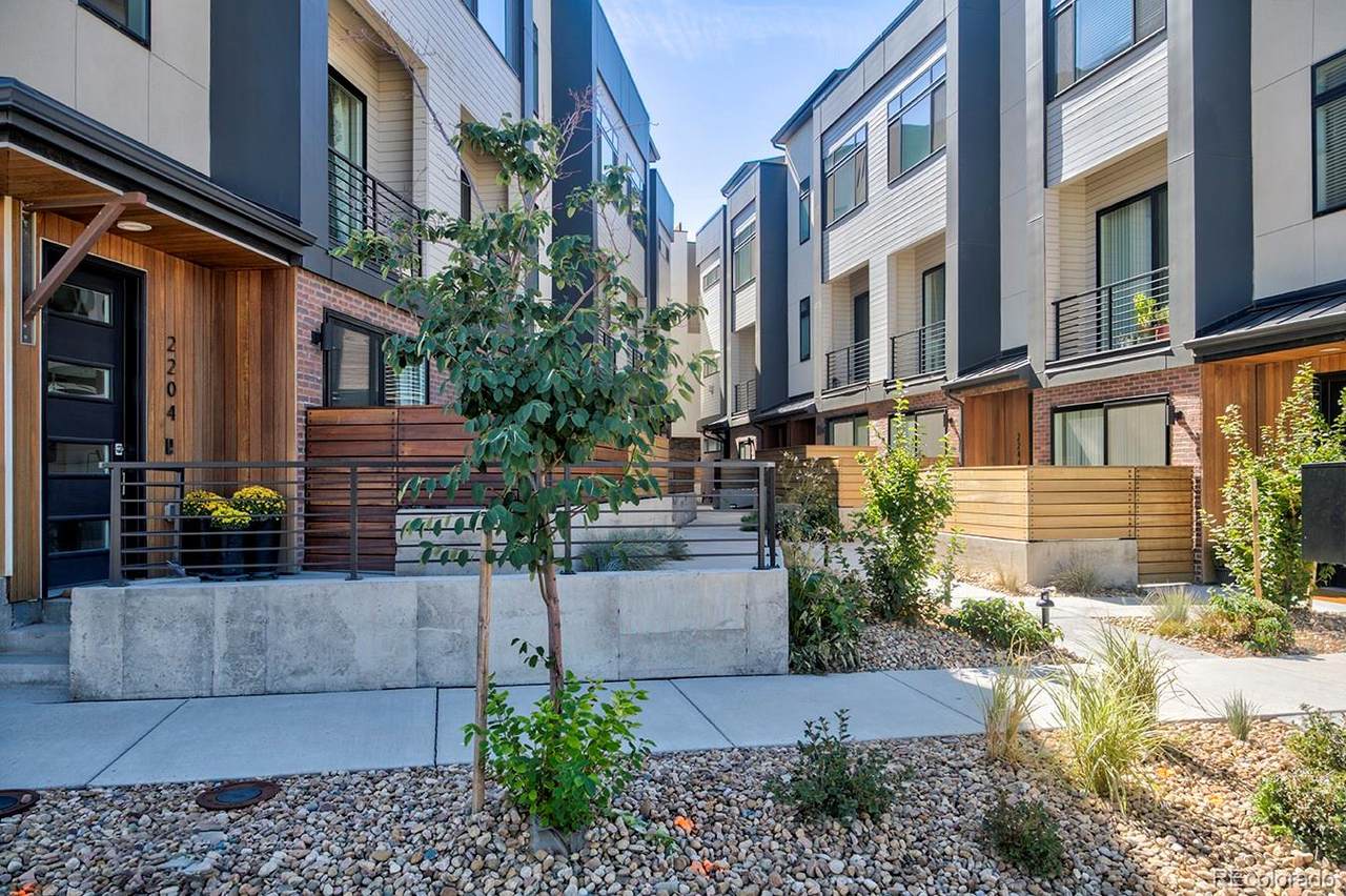 2204 Powers Avenue - Photo 1
