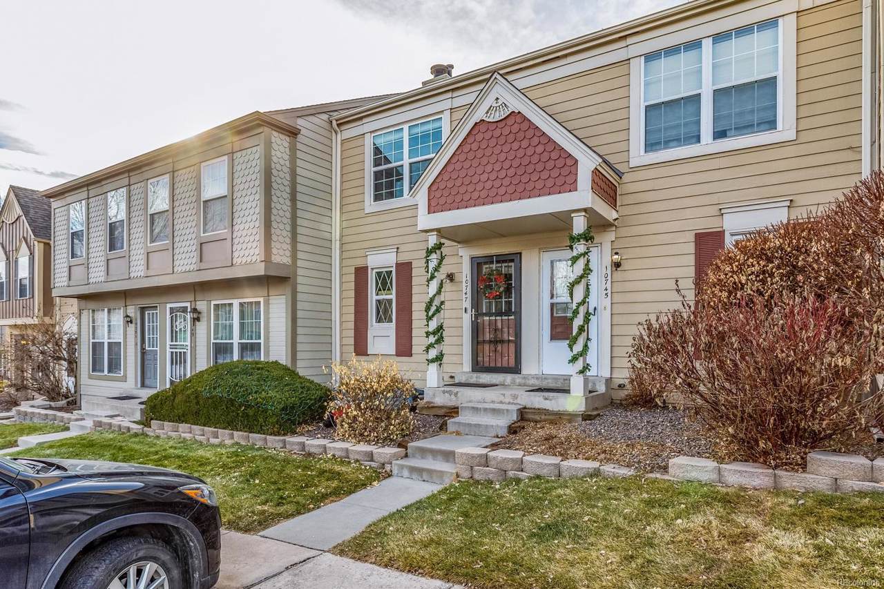 10747 Foxwood Court - Photo 1