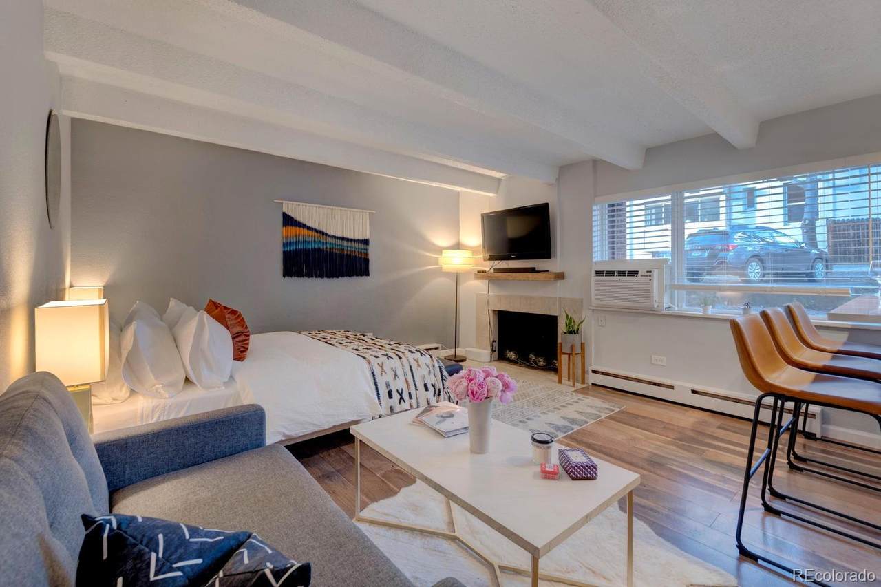 200 Pearl Street - Photo 1