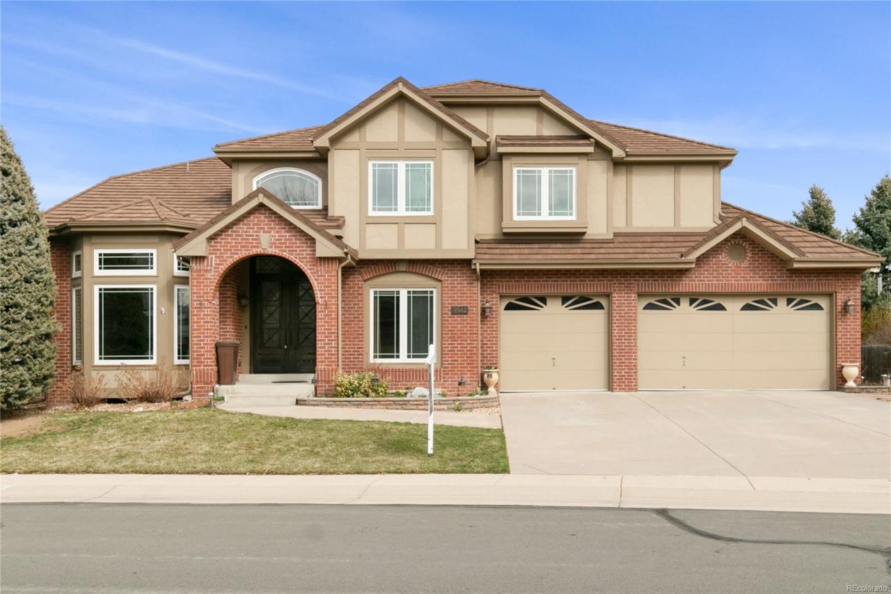 9562 Maplewood Circle - Photo 1