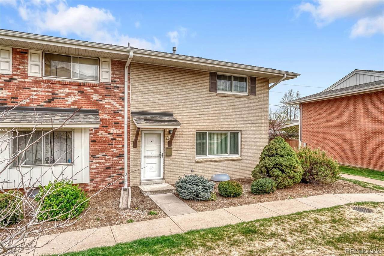 9276 Nassau Avenue - Photo 1