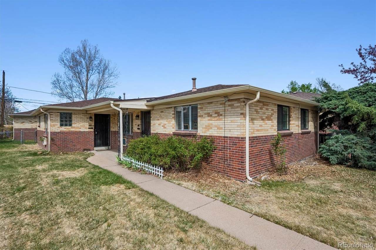 2655-2657 Logan Street - Photo 1