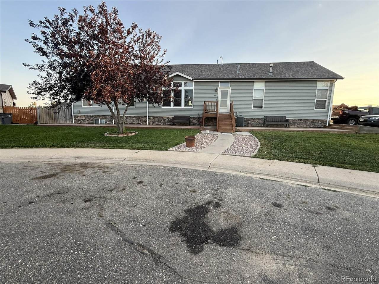 245 Crawford Avenue - Photo 1