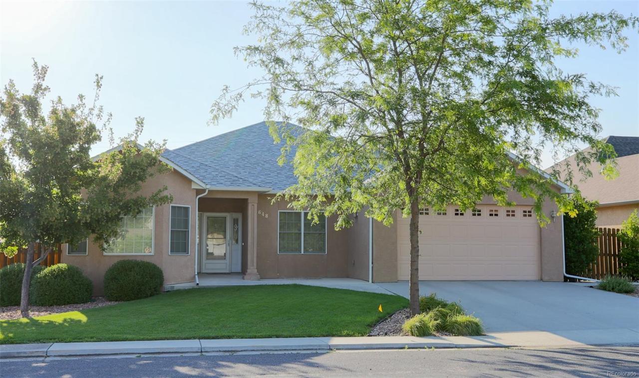 648 D Avenue - Photo 1