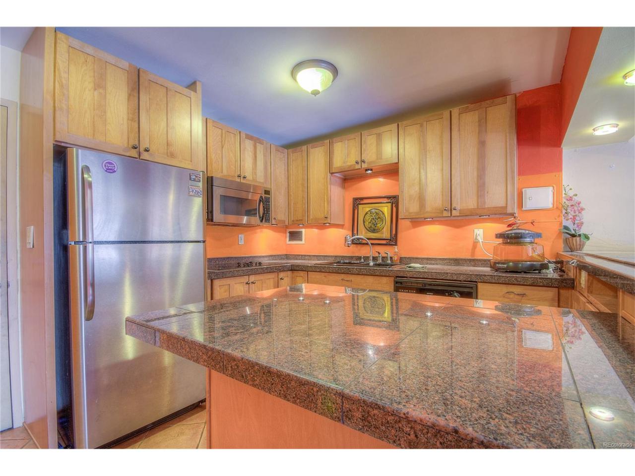 1121 Albion Street - Photo 1