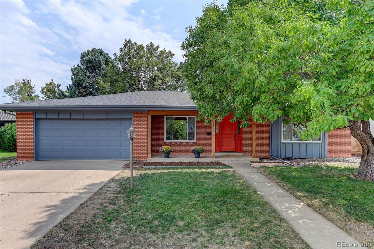 2140 Columbia Place - Photo 1