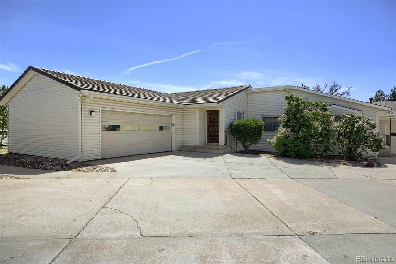 271 25th Avenue - Photo 1