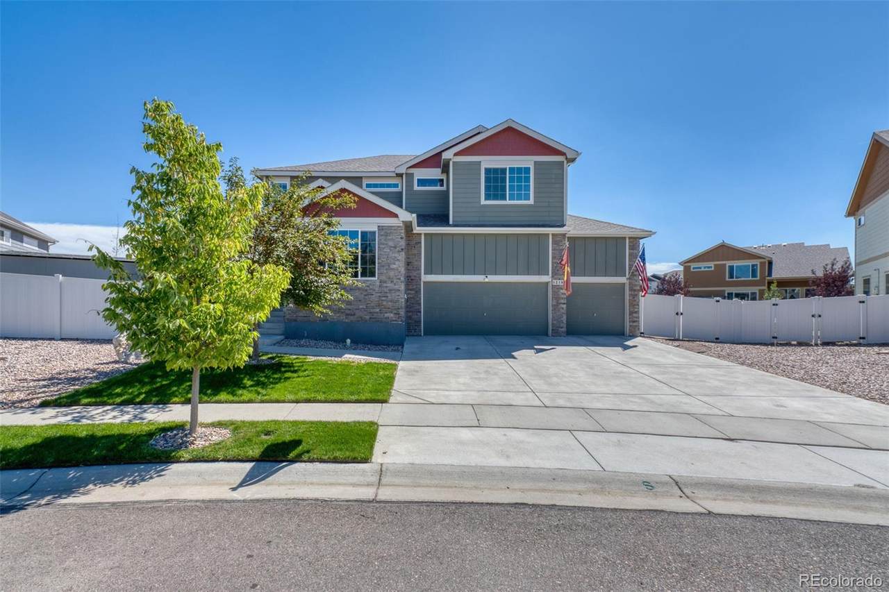 1218 Muskox Street - Photo 1
