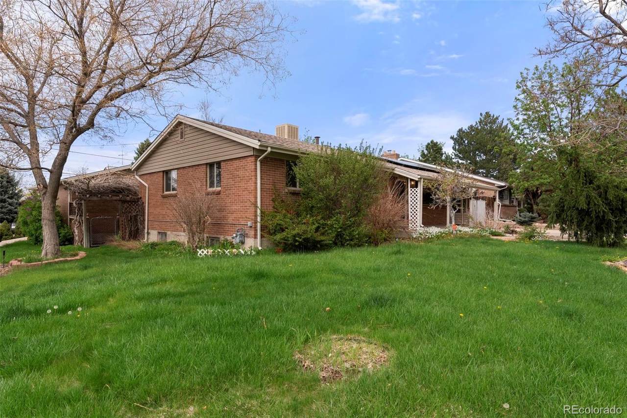 410 Victor Way - Photo 1