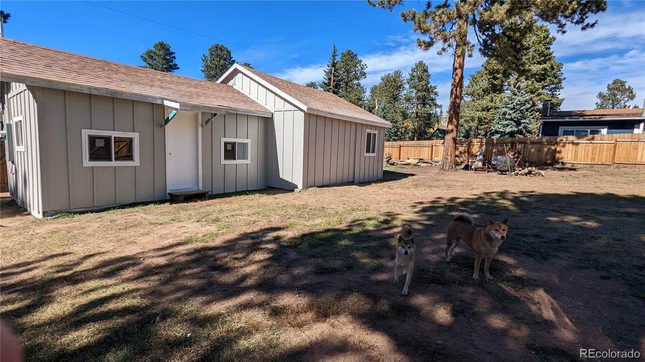 410 Scott Avenue - Photo 1