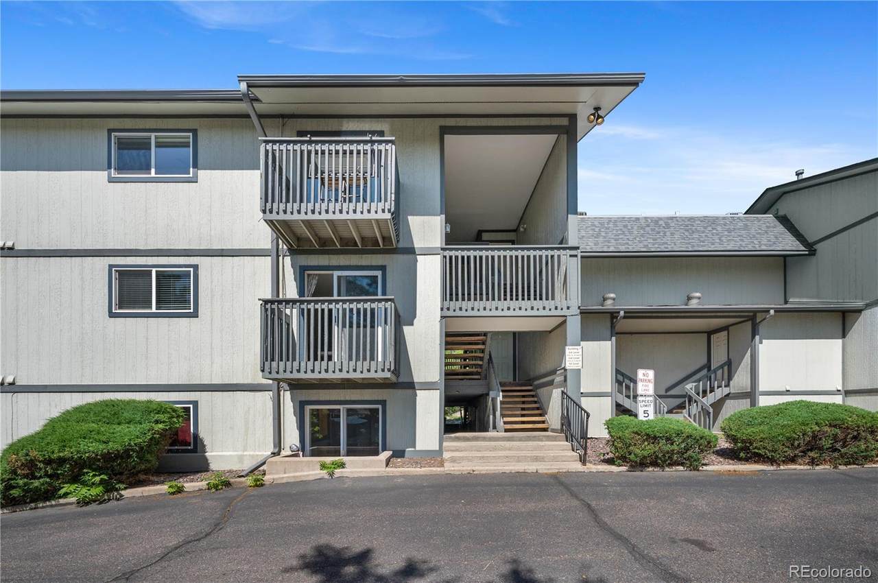 7525 62nd Avenue - Photo 1