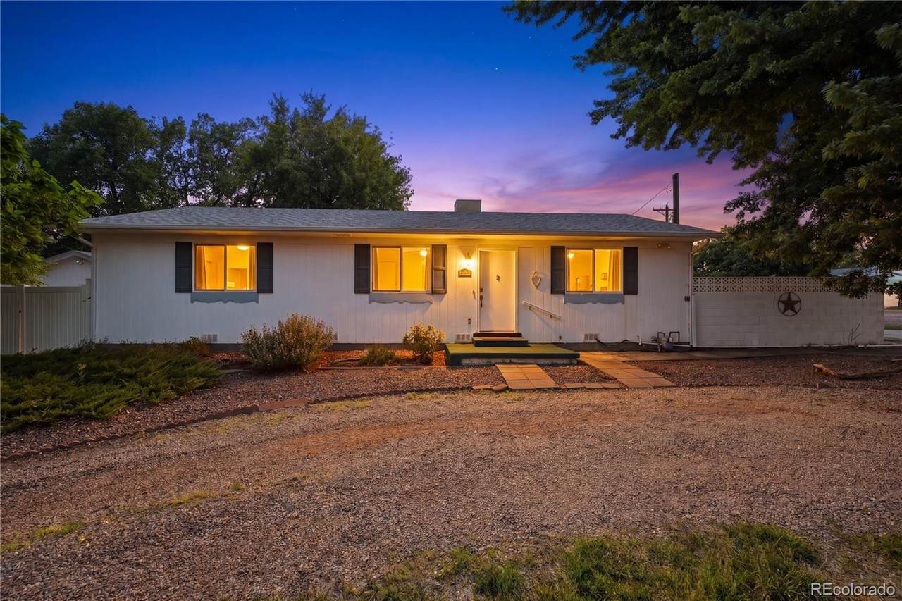 257 Glenmoor Road - Photo 1