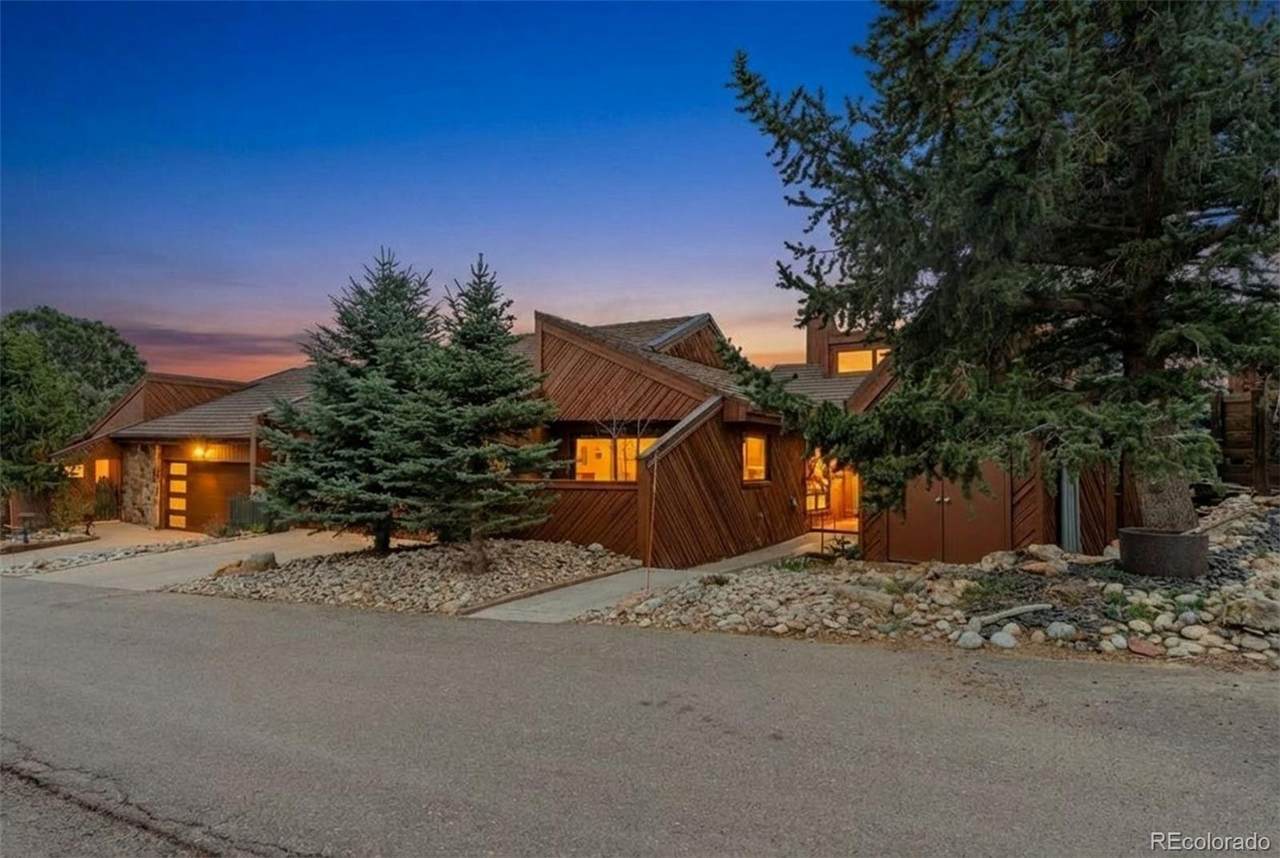 4452 Sentinel Rock - Photo 1