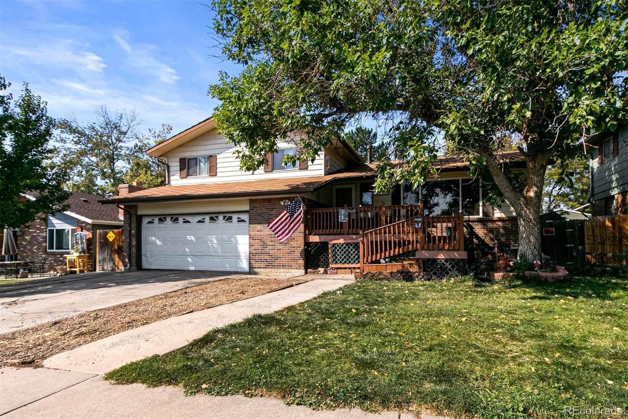 10075 Benton Street - Photo 1