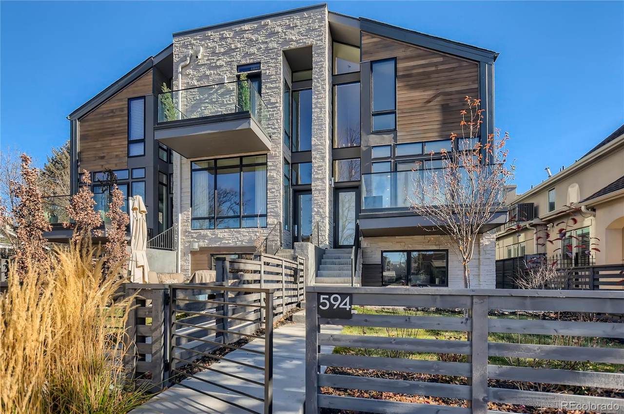 594 Saint Paul Street - Photo 1