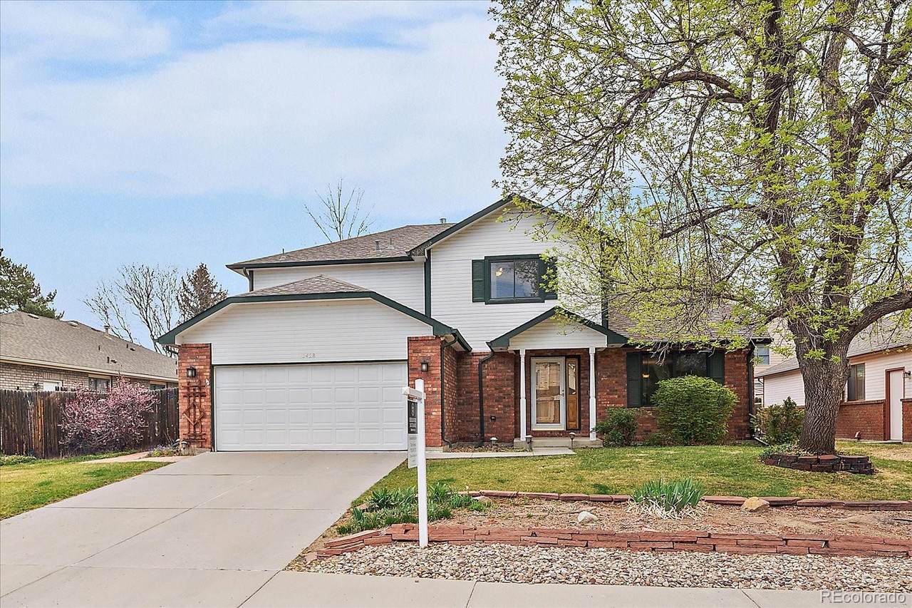 2428 Maplewood Circle - Photo 1