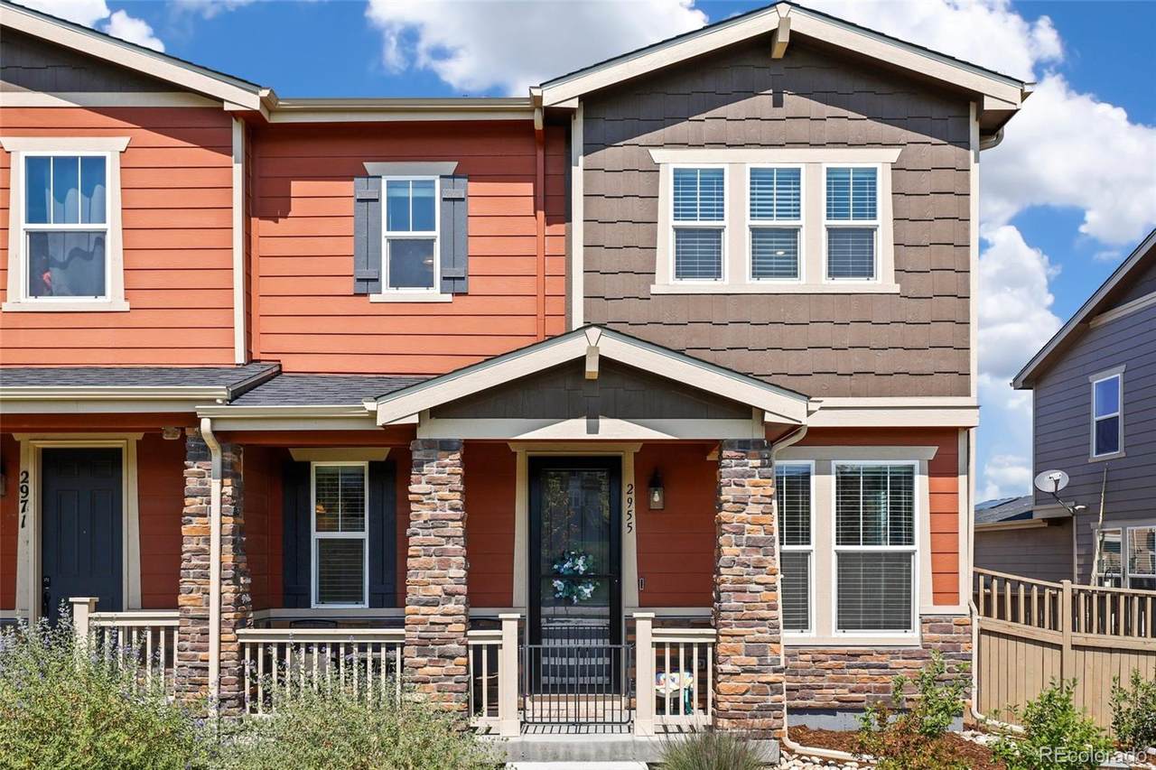 2955 Summer Day Avenue - Photo 1