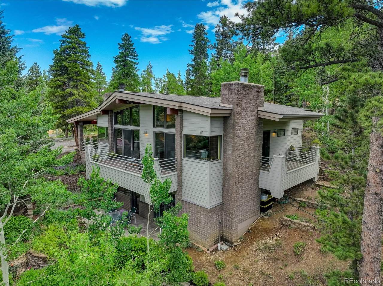 660 Golden Gate Drive - Photo 1