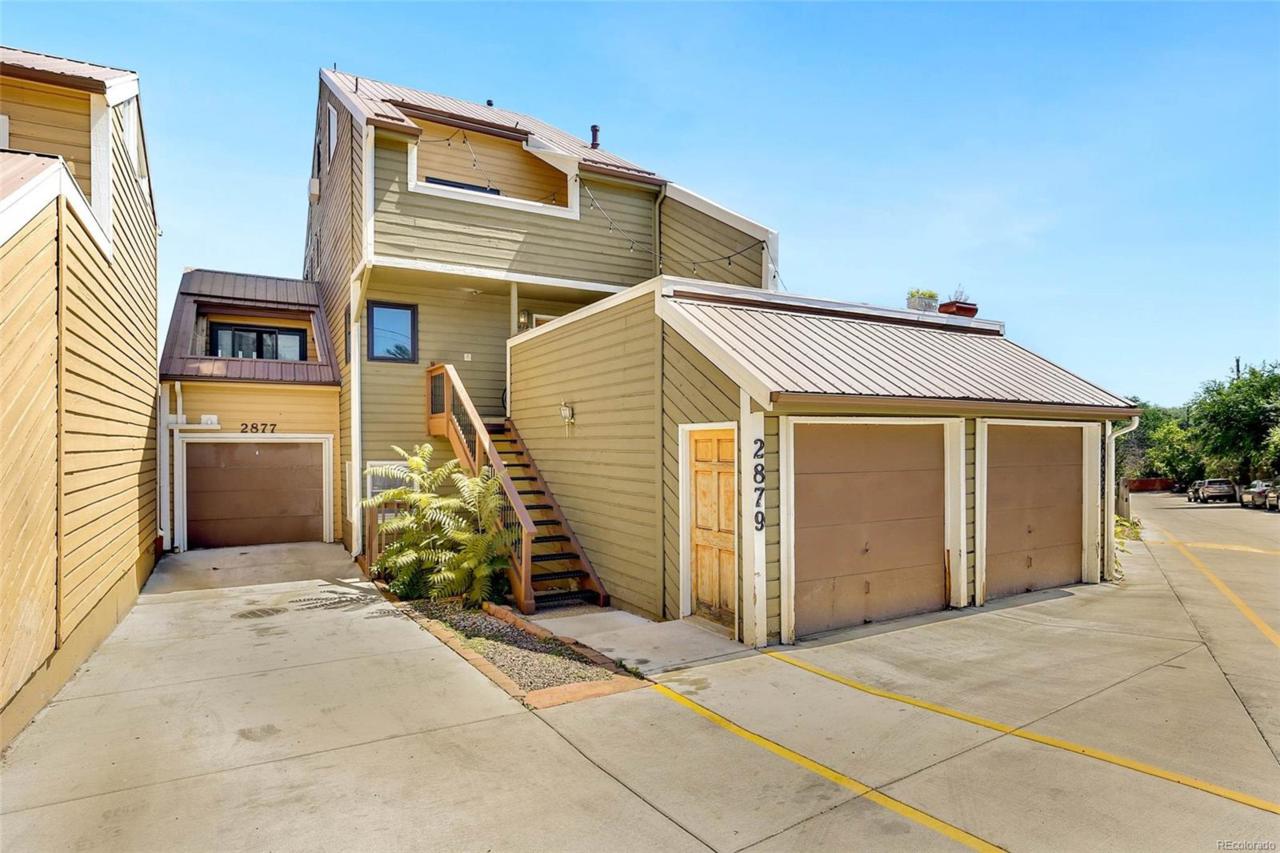 2877 Springdale Lane - Photo 1