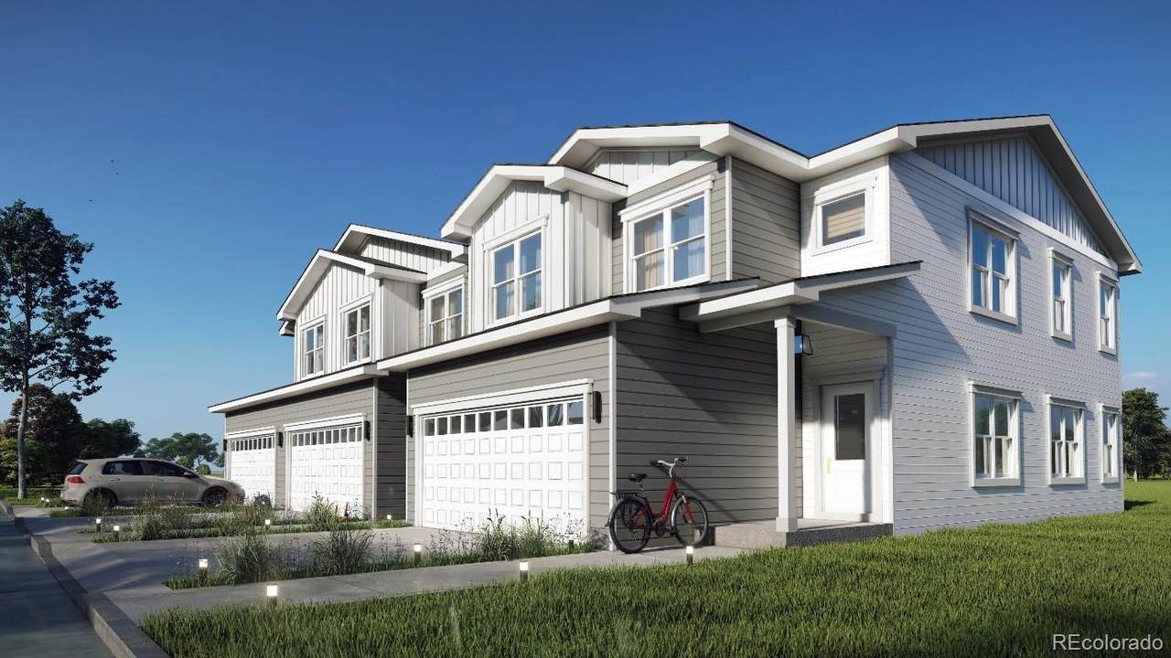 300 Bennett Avenue - Photo 1