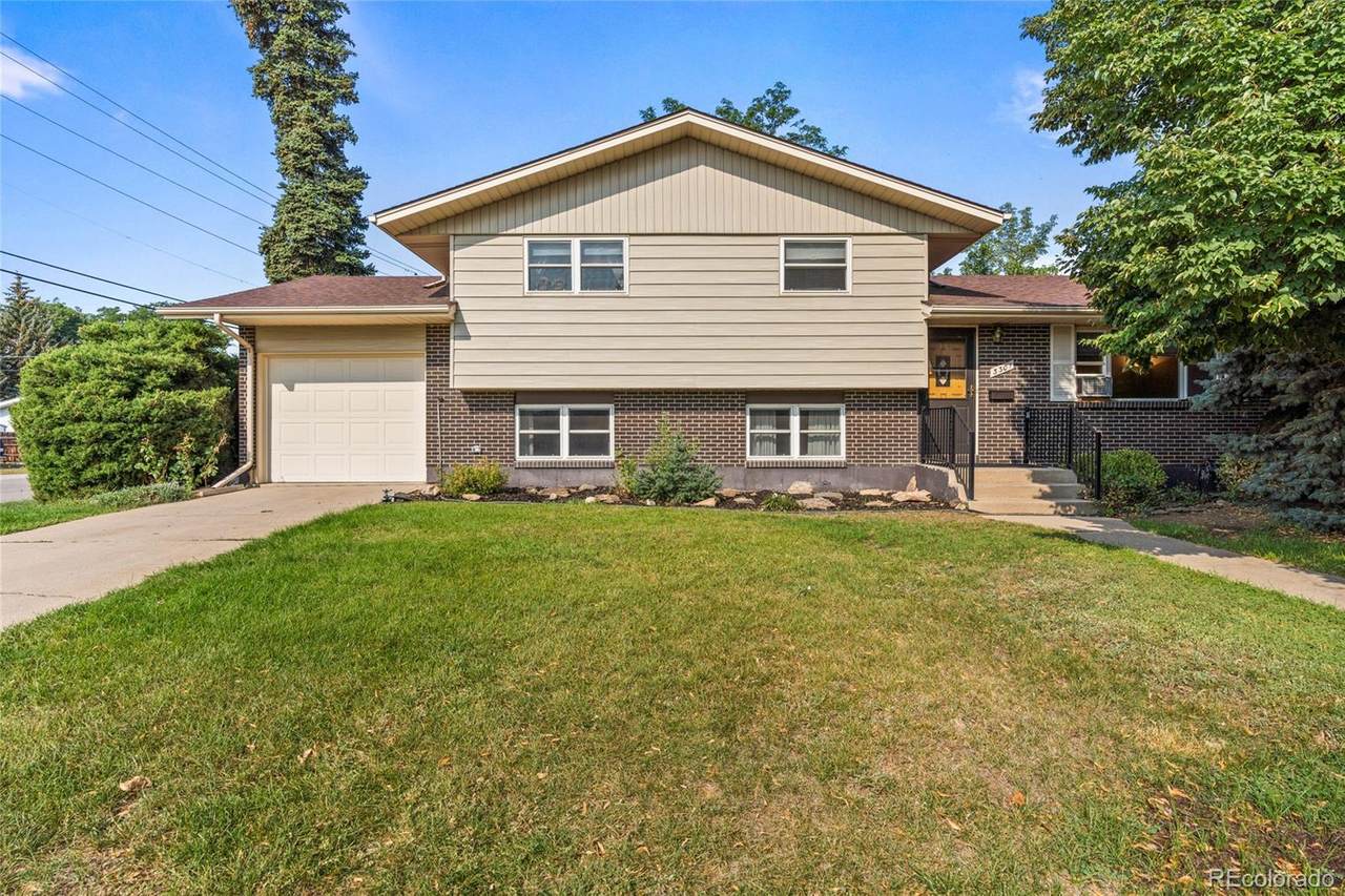 3301 Franklin Avenue - Photo 1