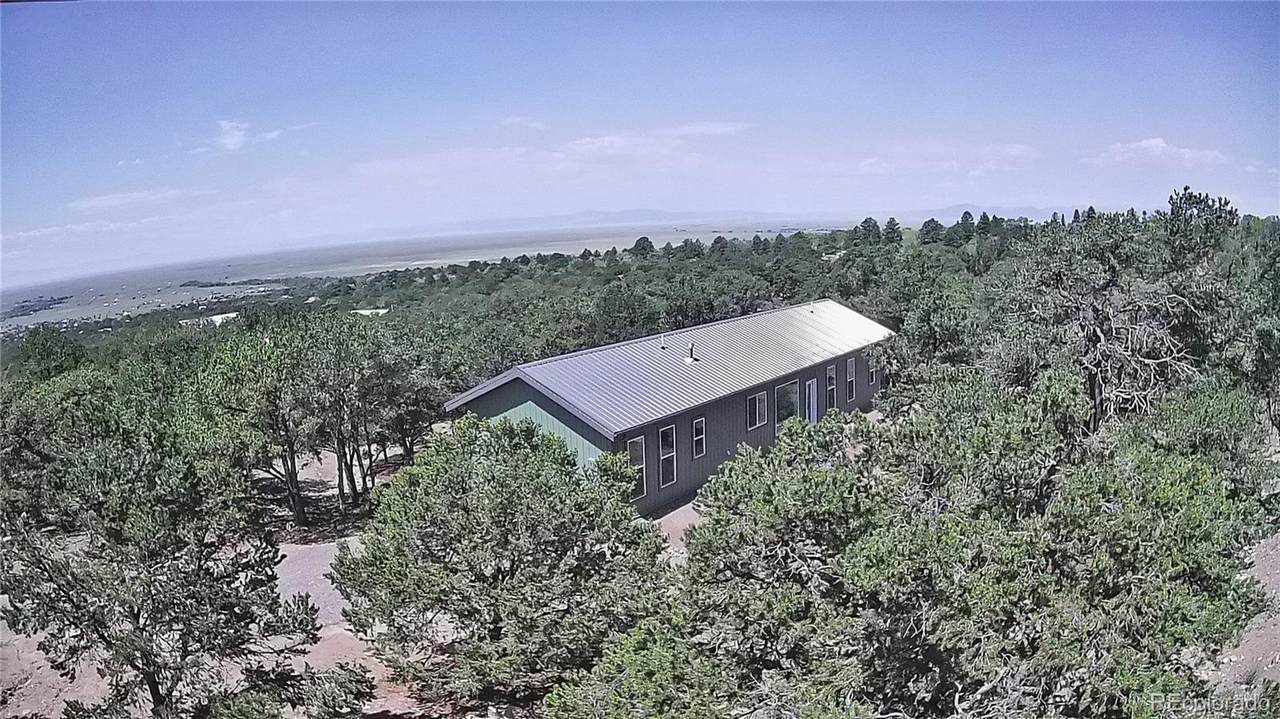 1911 Lone Pine Way - Photo 1