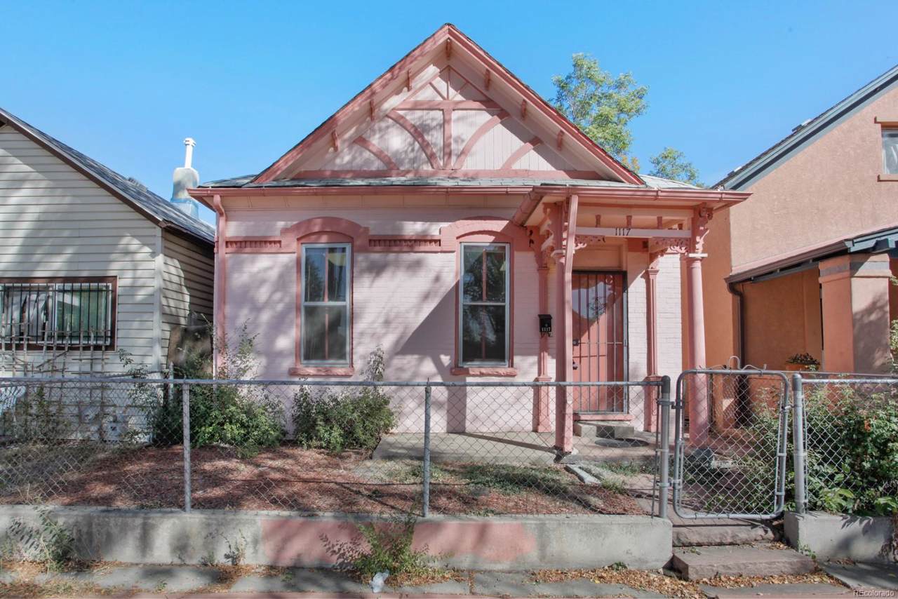 1117 10th Avenue - Photo 1