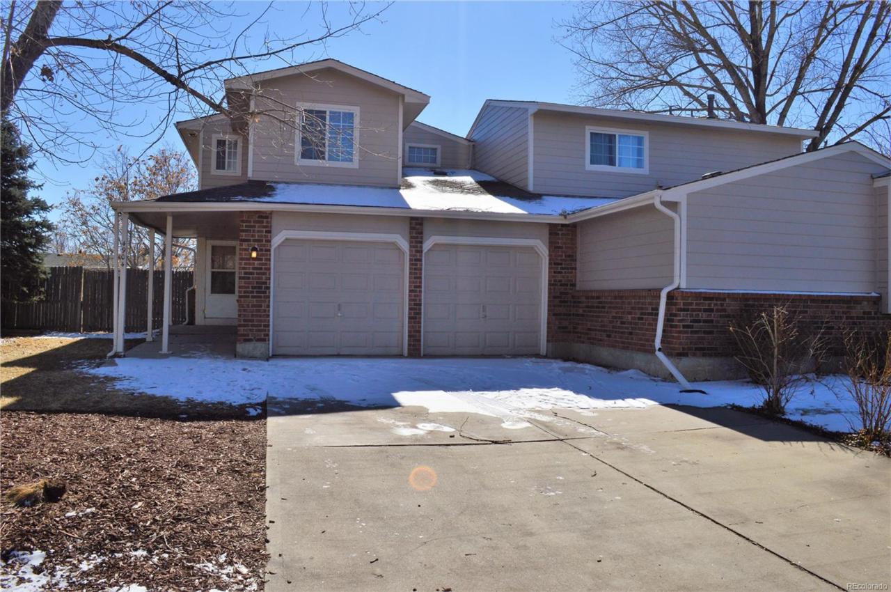 4904 125th Avenue - Photo 1