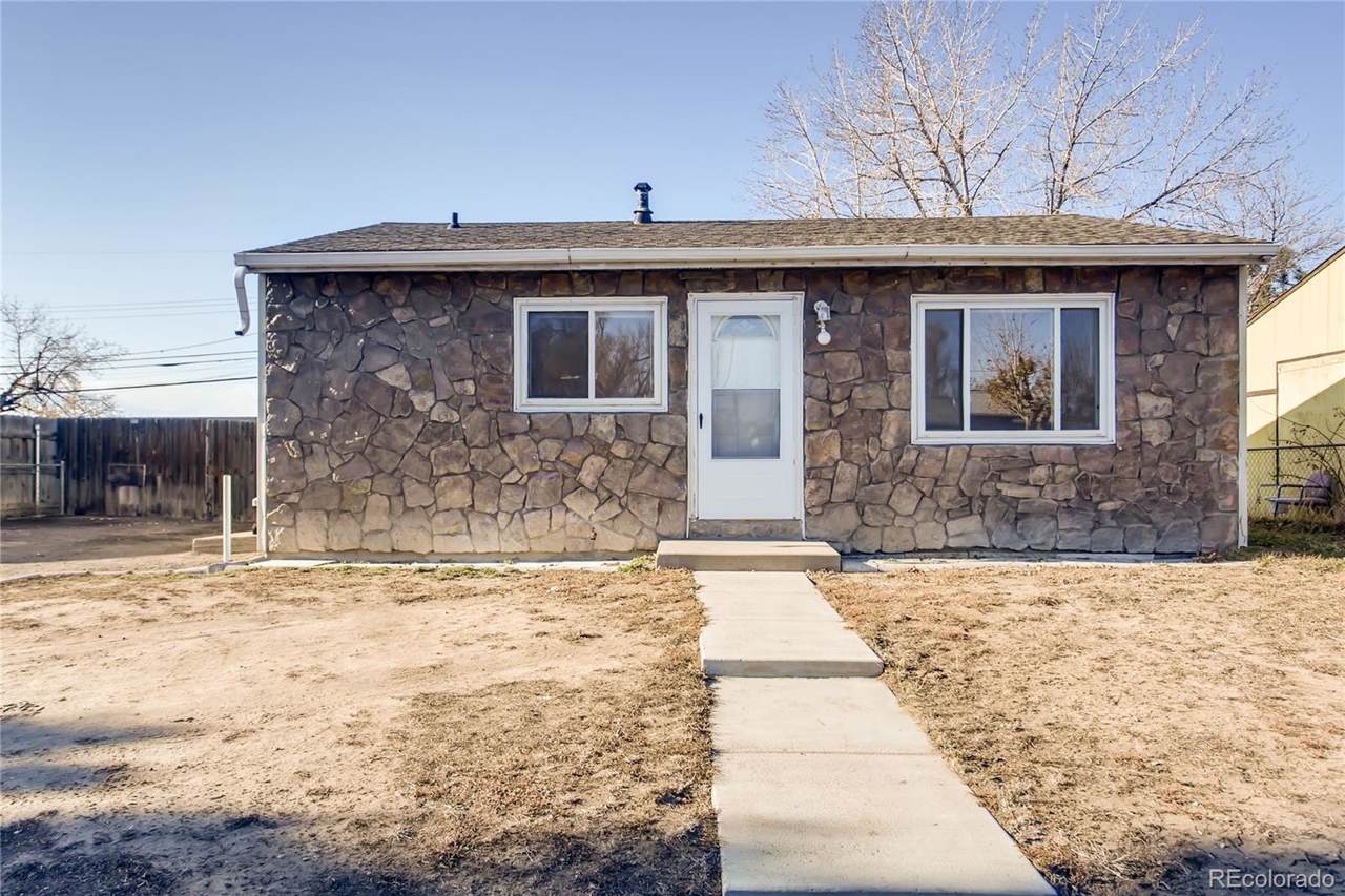 7695 Kearney Drive - Photo 1