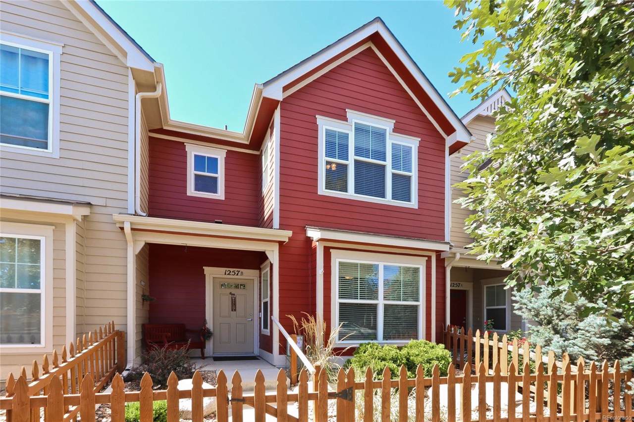 1257 Hummingbird Circle - Photo 1