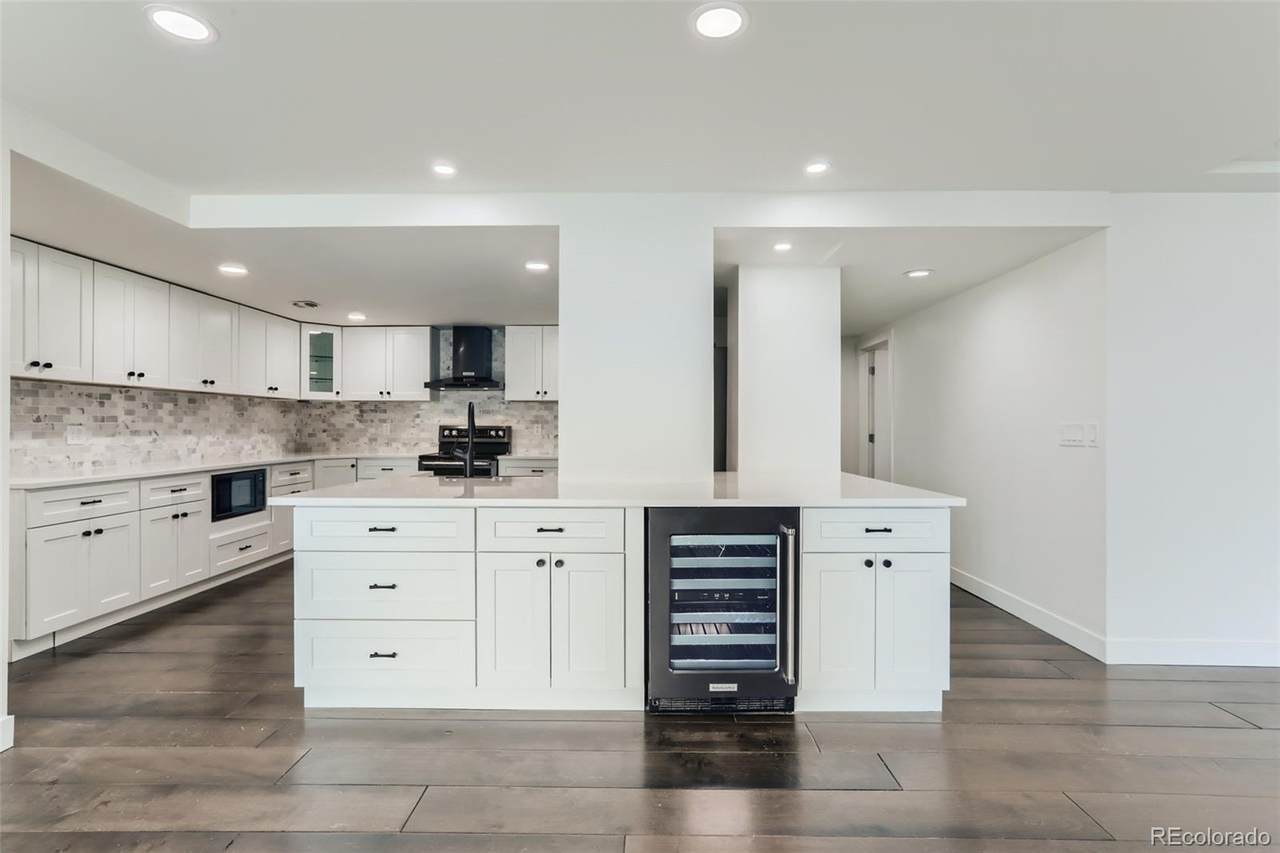 1777 Larimer Street - Photo 1