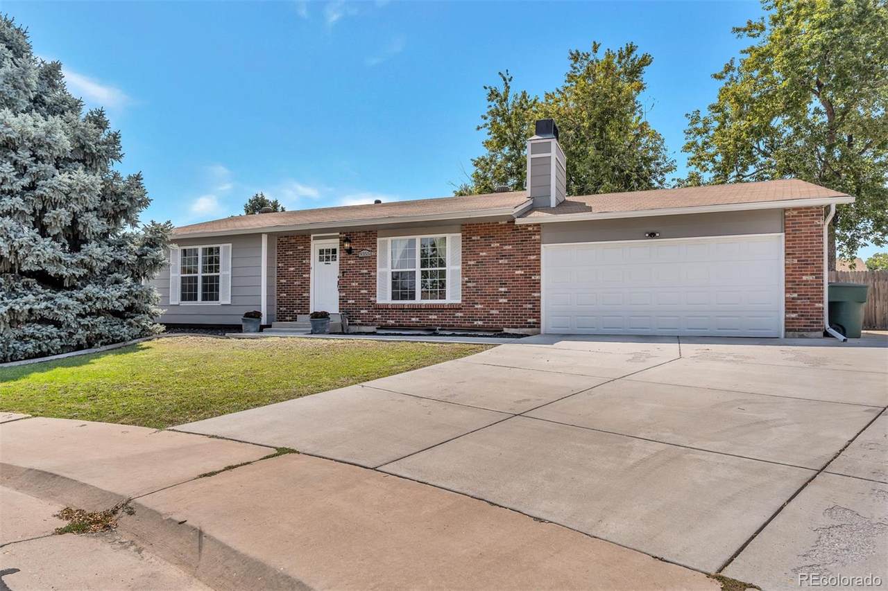 9355 Bellaire Street - Photo 1