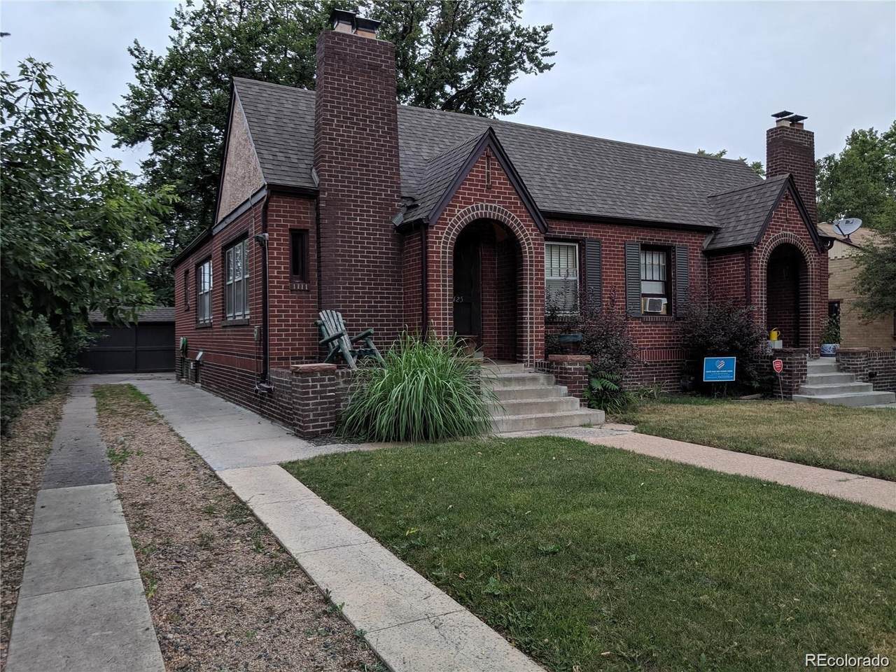 1425 Dexter Street - Photo 1