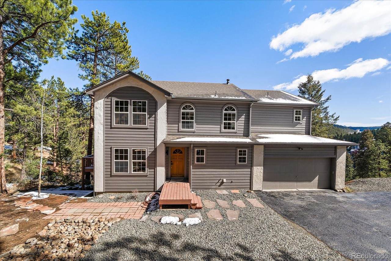 6904 Sprucedale Parkway - Photo 1