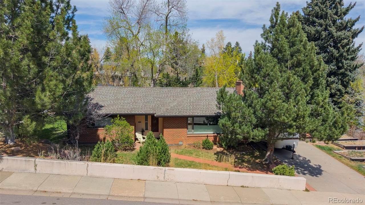 1225 Mariposa Avenue - Photo 1