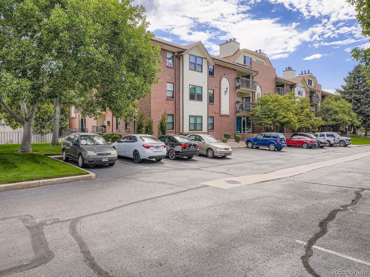 13950 Oxford Place - Photo 1