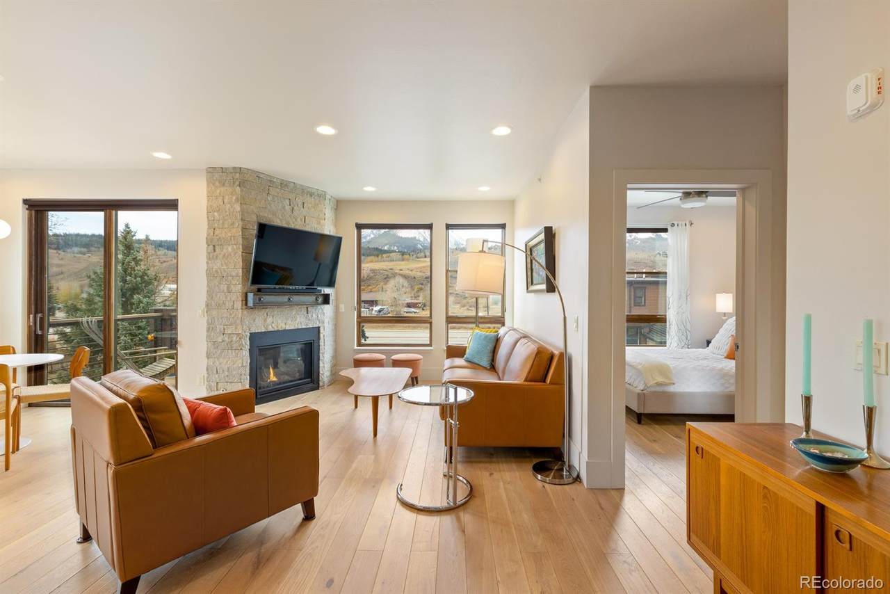 1070 Blue River Parkway - Photo 1