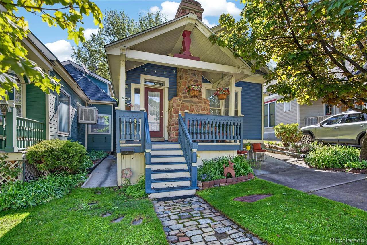 1014 Blake Avenue - Photo 1