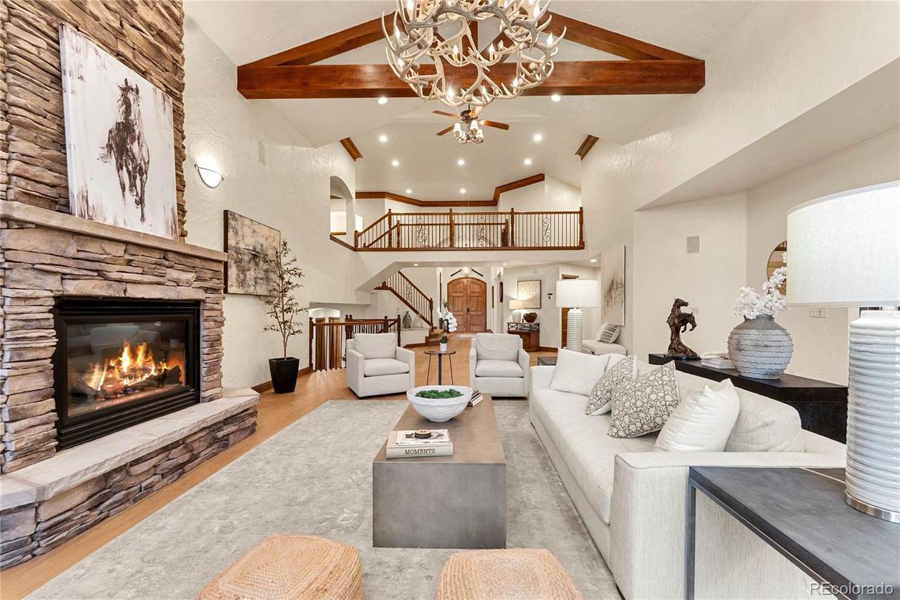 127 Marks Lane - Photo 1