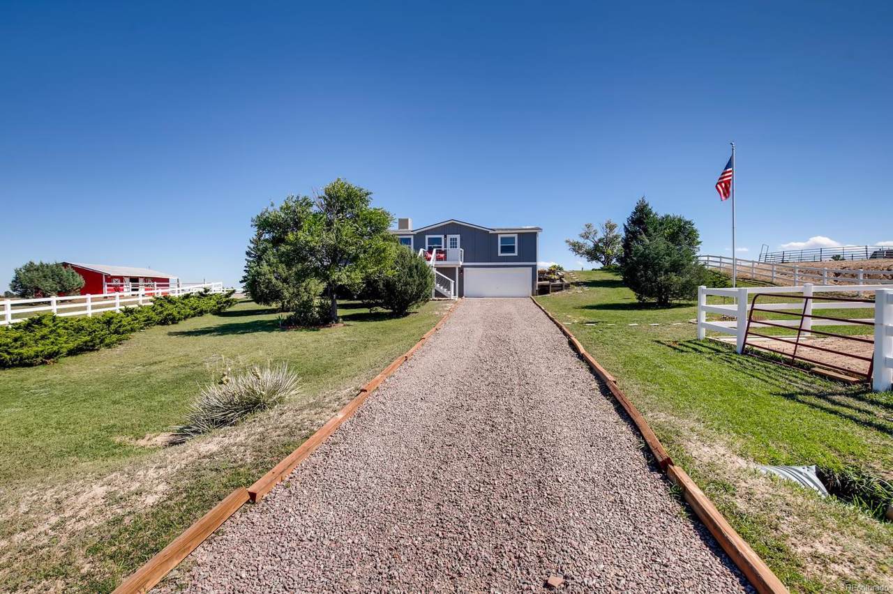 38948 Kittridge Place - Photo 1