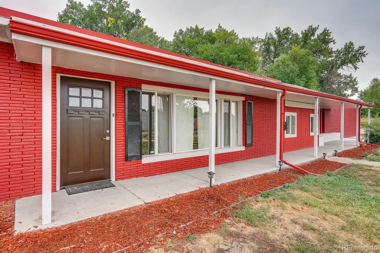 2500 Valley Highway - Photo 1