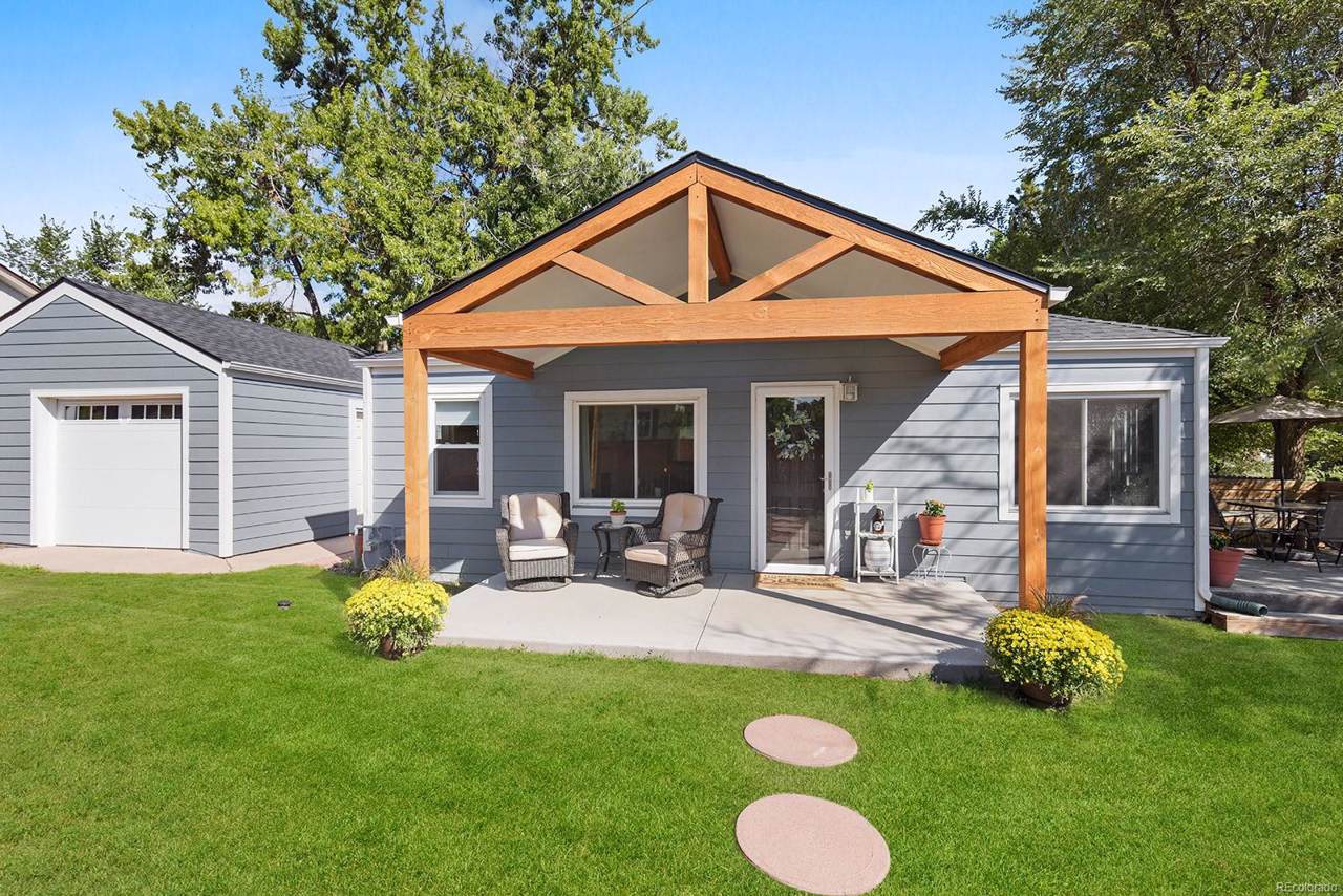 959 Dartmouth Avenue - Photo 1