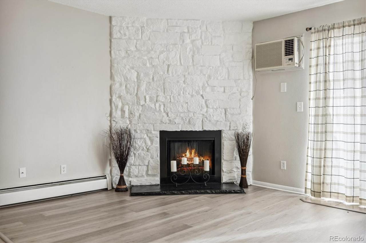 10150 Virginia Avenue - Photo 1