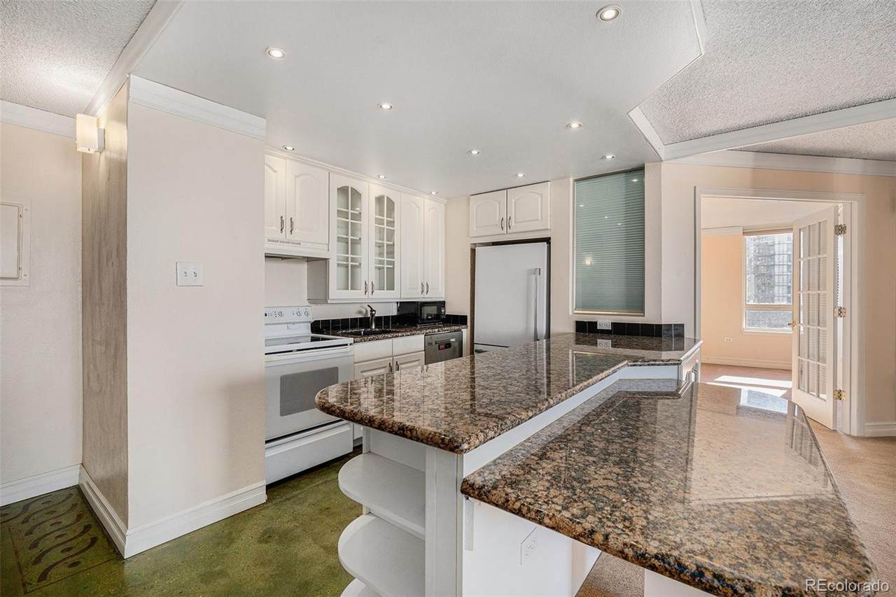 1020 15th Street - Photo 1