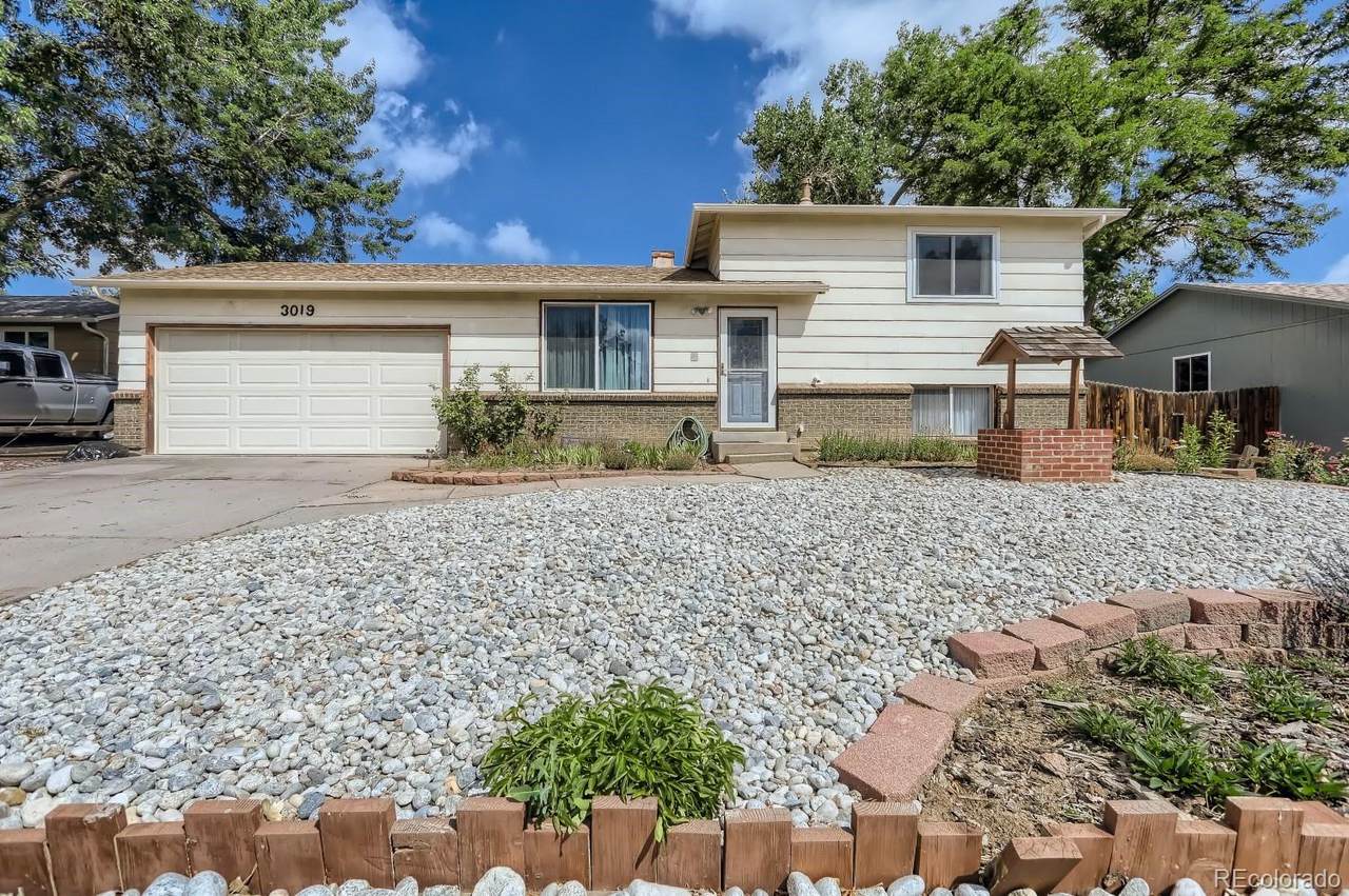 3019 Evanston Way - Photo 1