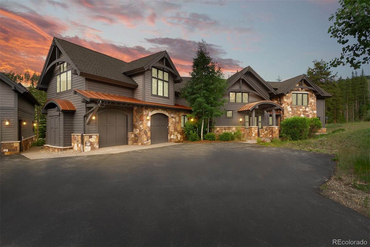 228 Cottonwood Circle - Photo 1