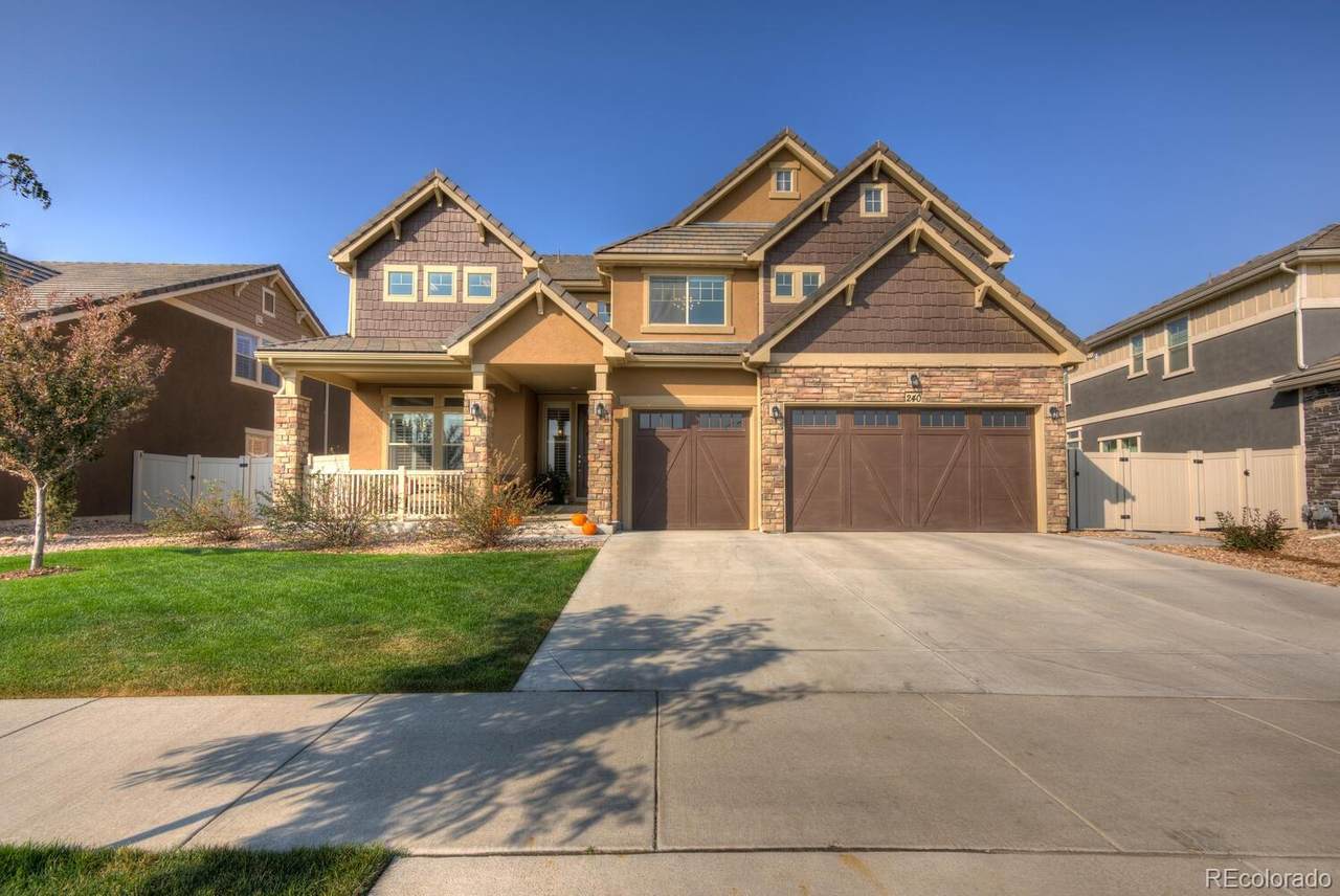 240 Highlands Circle - Photo 1