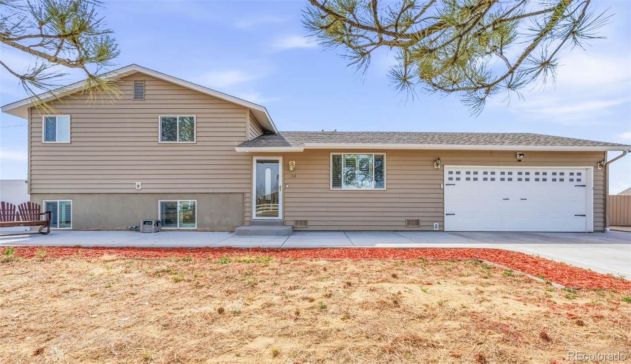 468 Keen Avenue - Photo 1